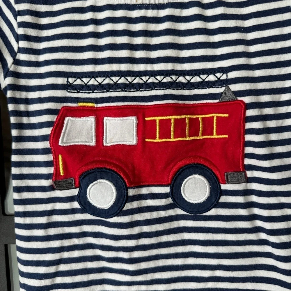 Cecil & Lou firetruck engine appliqué tee long sleeve baby boy embroidered navy - Picture 2 of 4